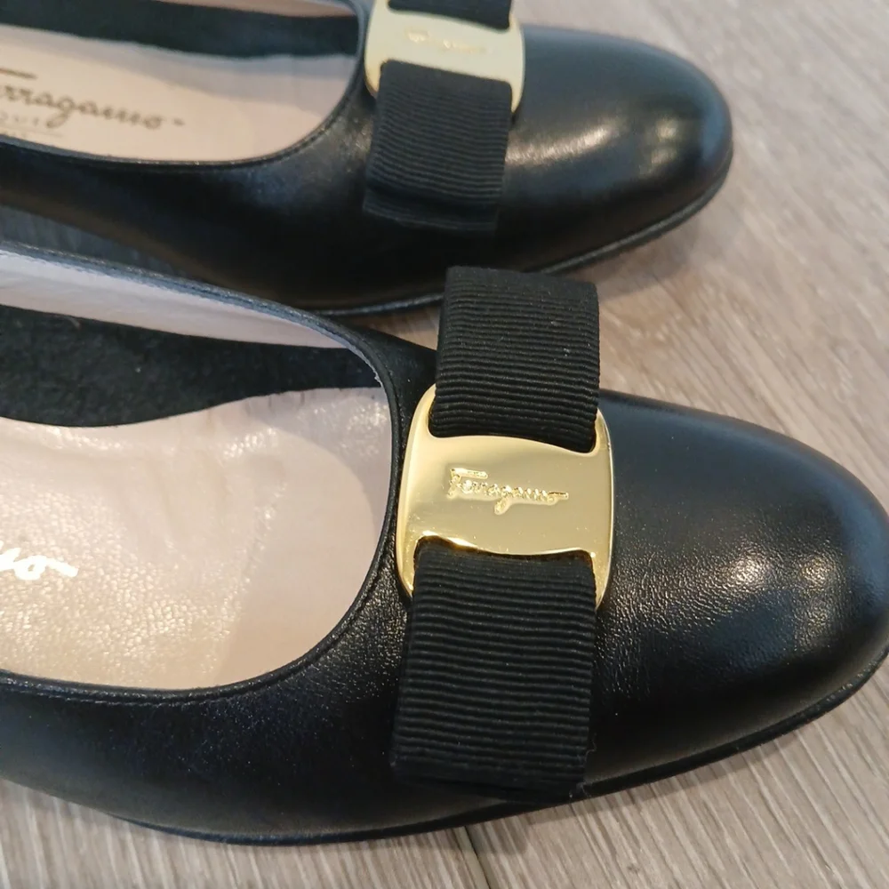 SALVATORE Ferragamo Flats Boutique Vera Pump Black Size 8 Narrow - Picture 4 of 14